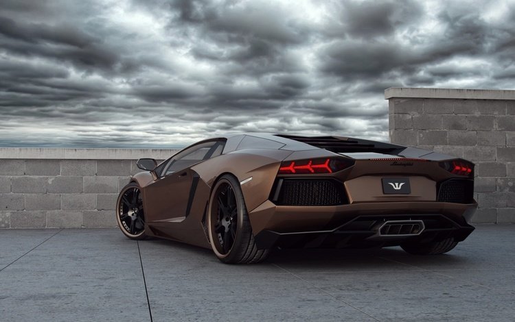 Lamborghini Aventador фото