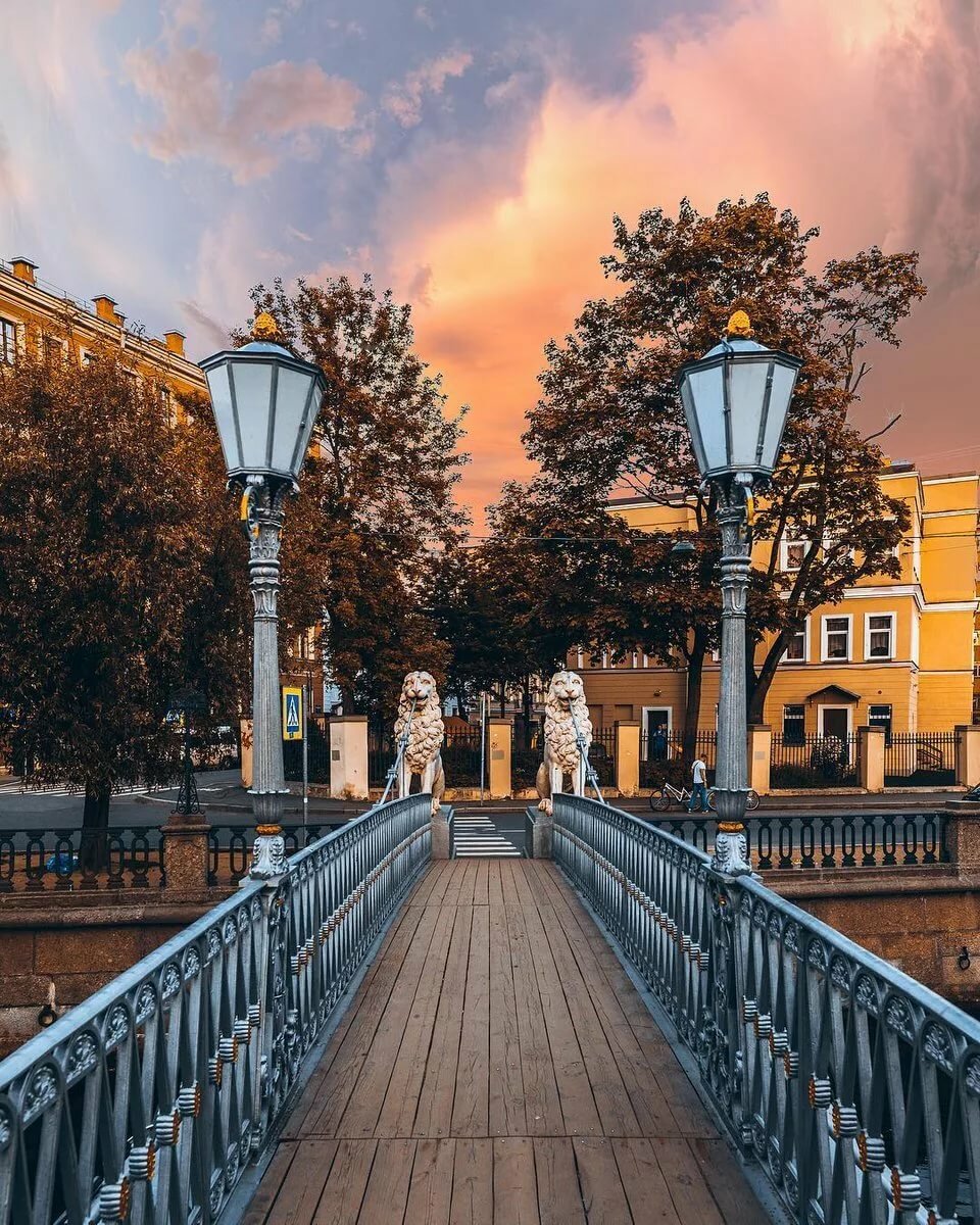 львиный мост фонари фото