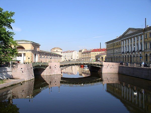 мало конюшенный мост в санкт-петербурге фото