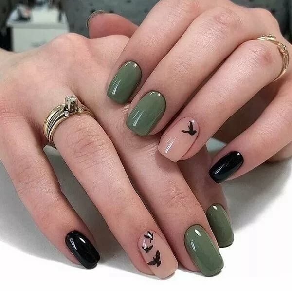 маникюр болотного цвета фото