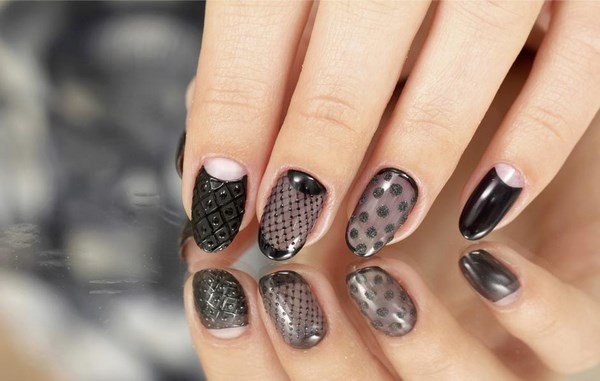 маникюр на короткие ногти черный 2019 года фото