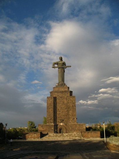 мать армения ереван фото
