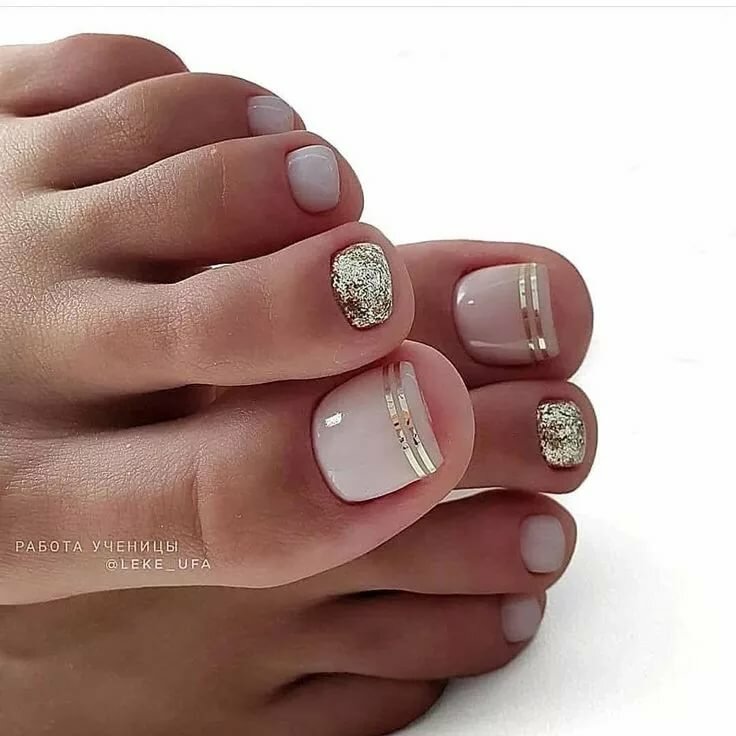 модный педикюр 2019 фото