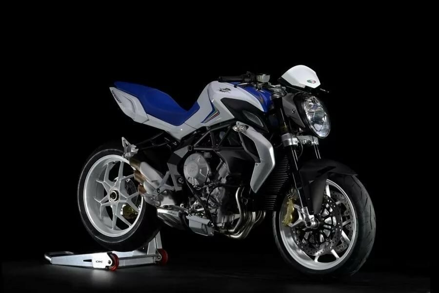 мотоцикл mv agusta brutale 675 фото