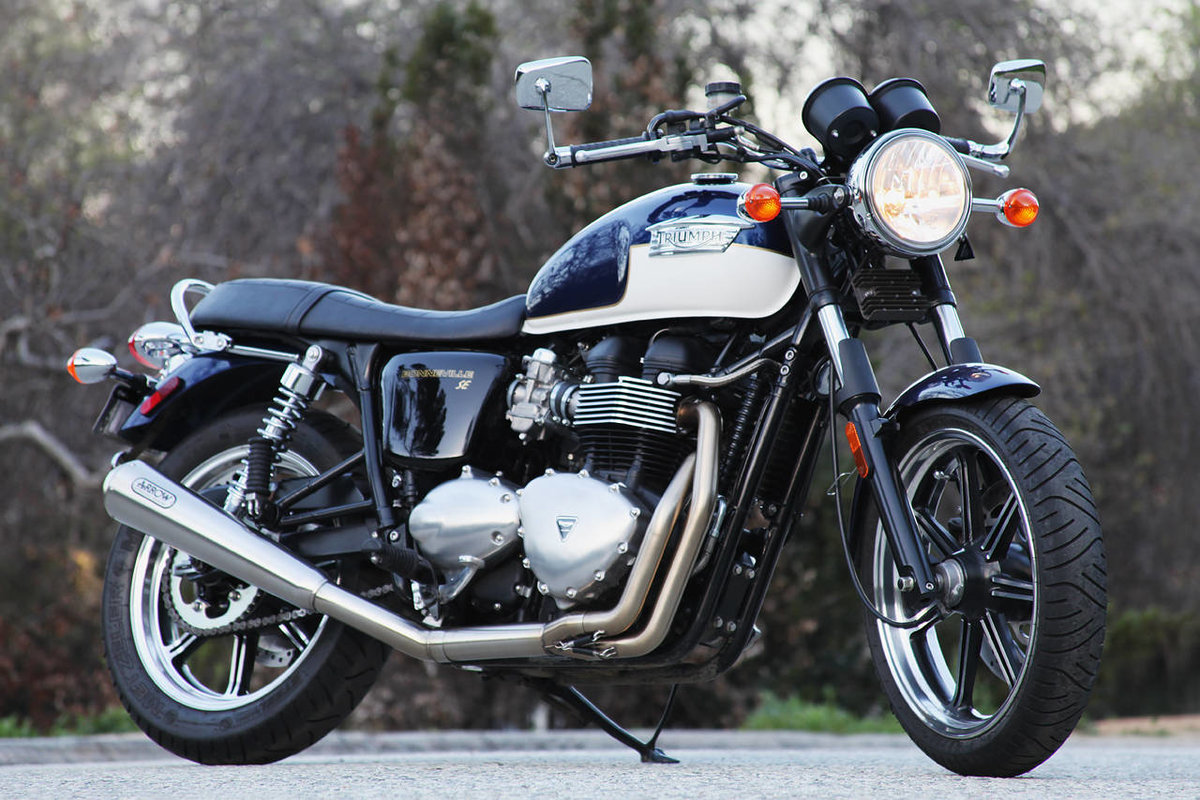 мотоцикл triumph bonneville фото