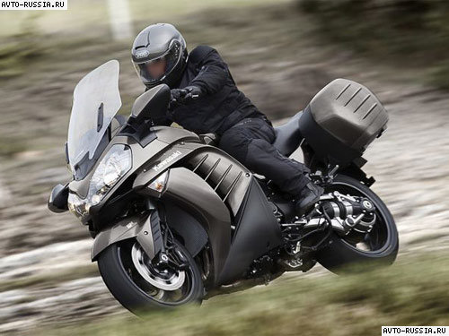 мотоцикл туристический kawasaki gtr 1400 фото