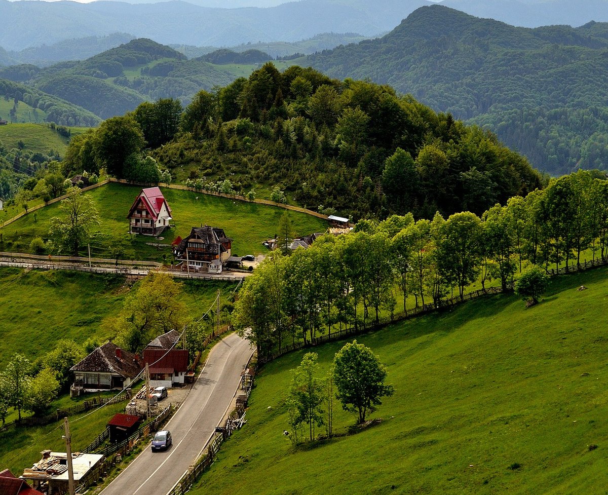 mountain village фото