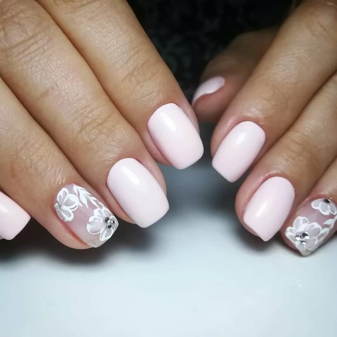 нежный маникюр 2019 модные фото