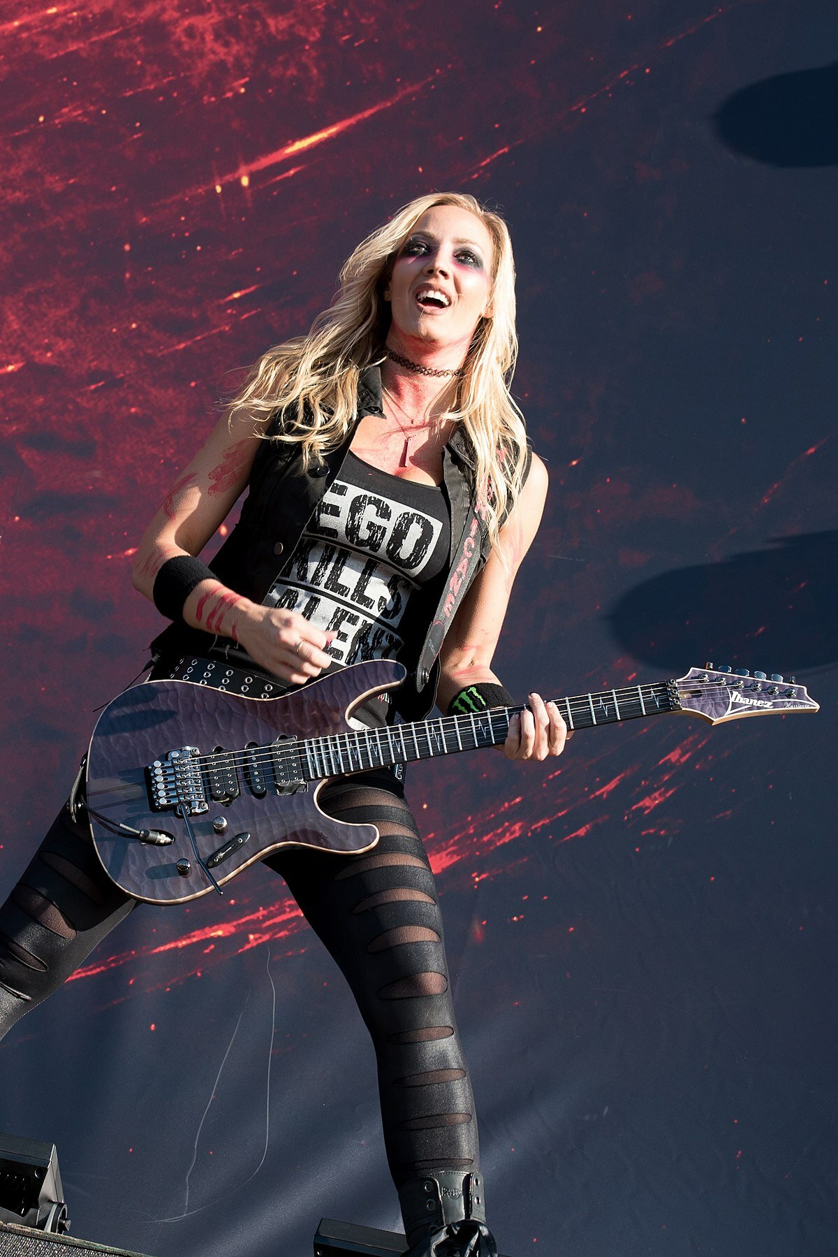 nita strauss фото