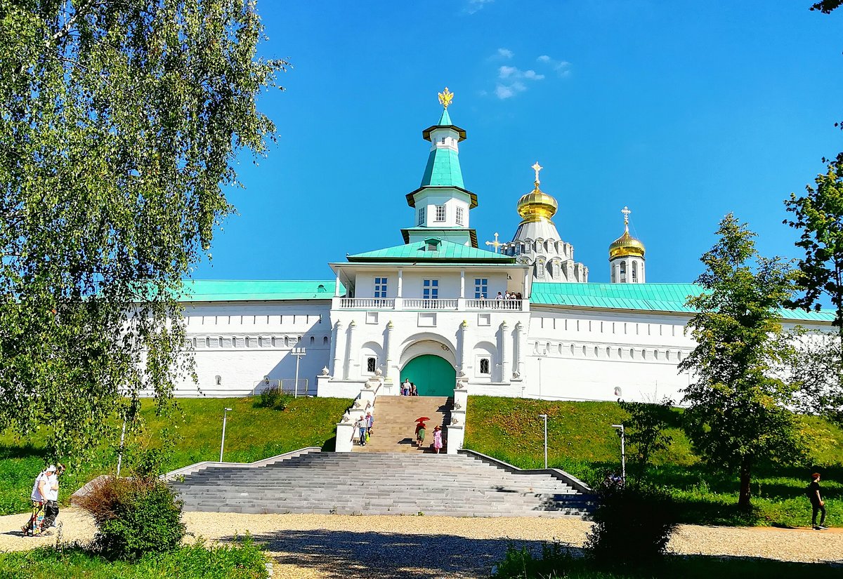 ново-иерусалимский монастырь (г. истра) фото