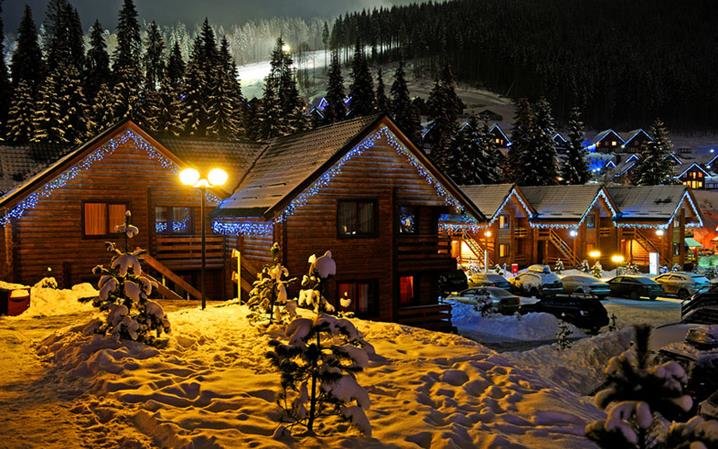 новый год домик в лесу фото