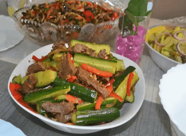 огурцы с мясом по-корейски фото