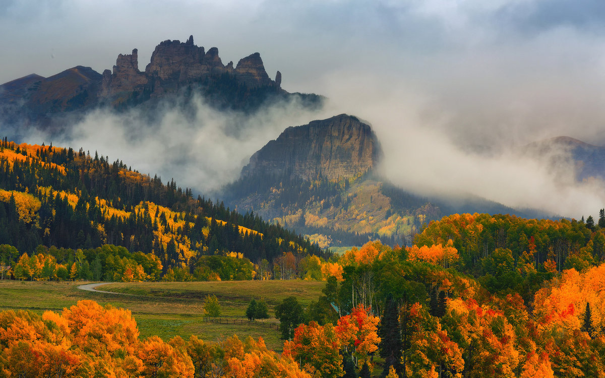 осень горы туман фото