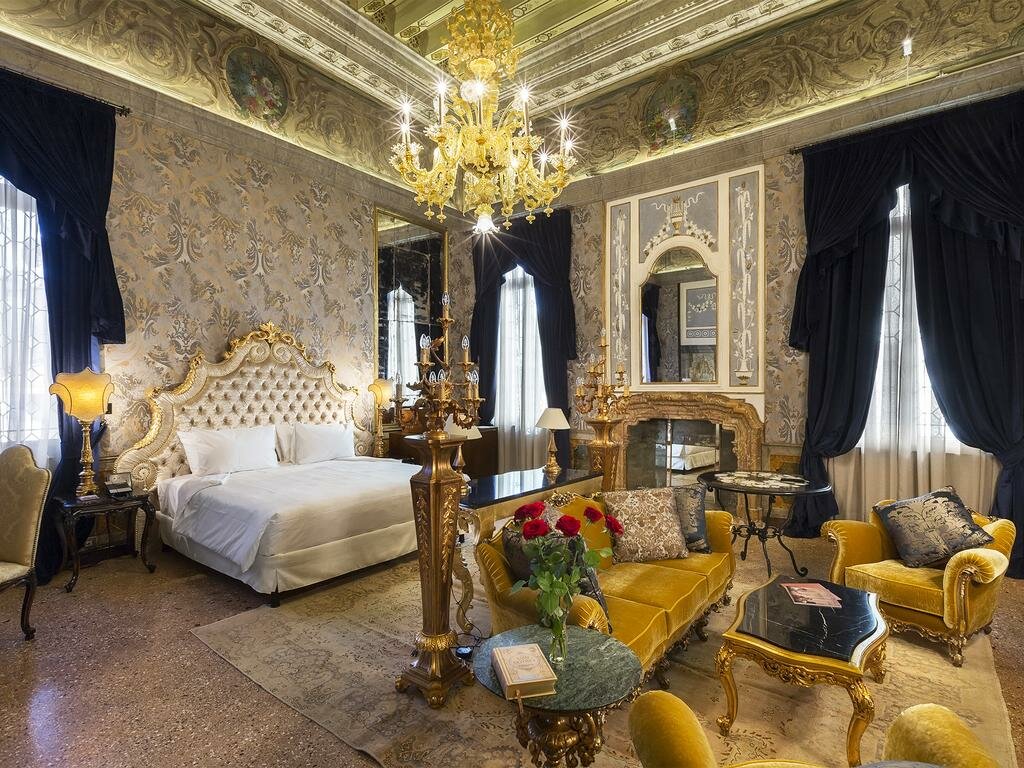 отель в венецианском стиле фото