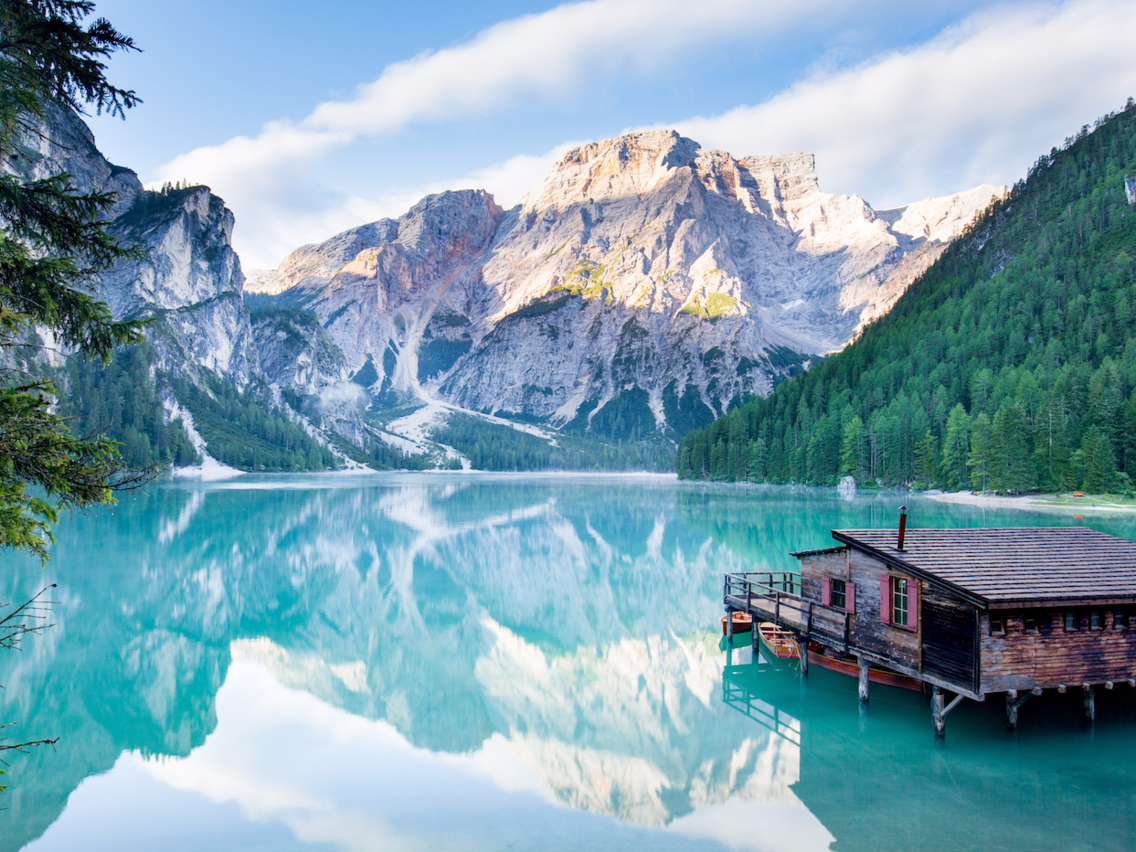 озеро брайес (lago di braies) фото