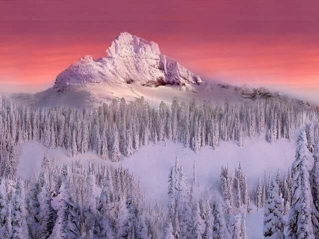 пейзаж снежных гор фото