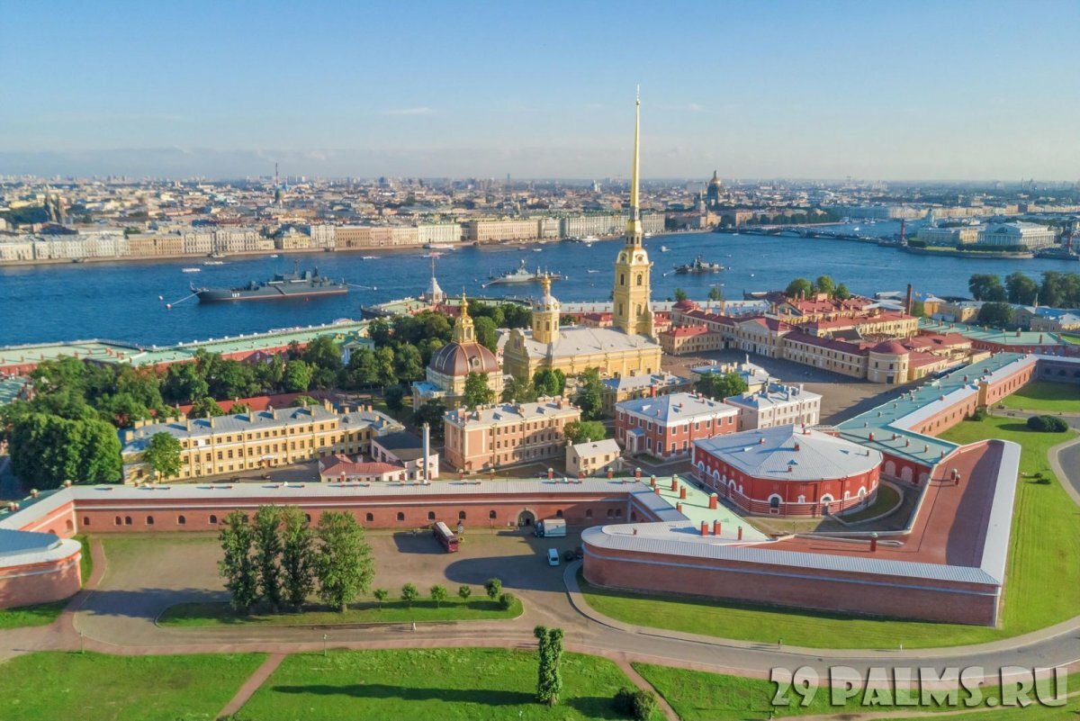 петропавловская крепость сверху фото