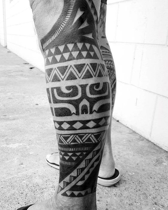 polynesian tattoo on the leg фото