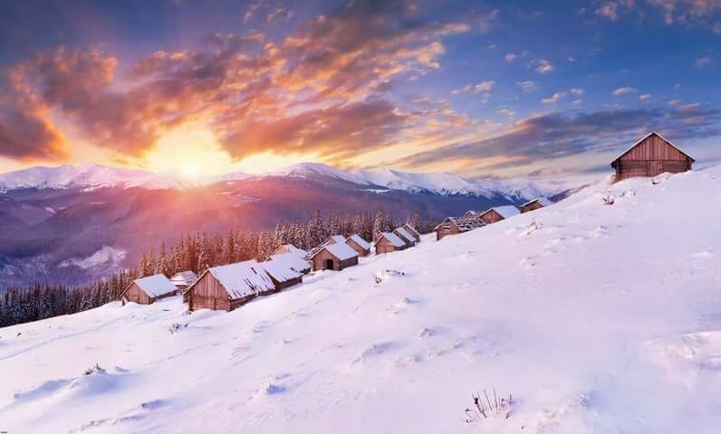 рассвет в зимних горах фото