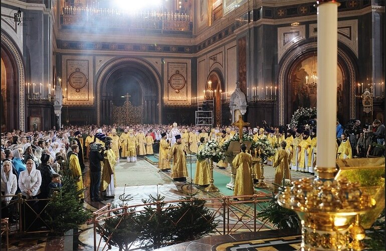 рождество христово в храме христа спасителя фото