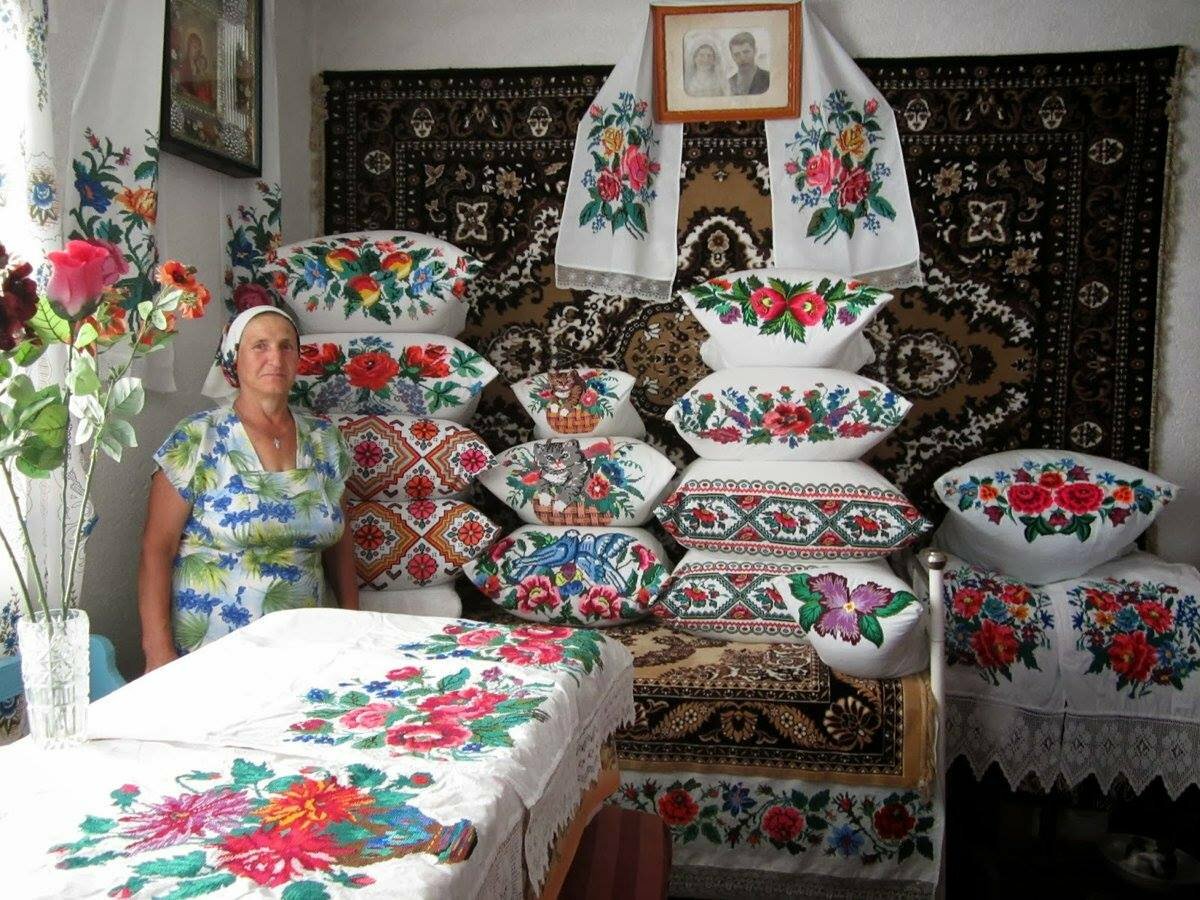 рукоделие наших бабушек вышитые подушки фото
