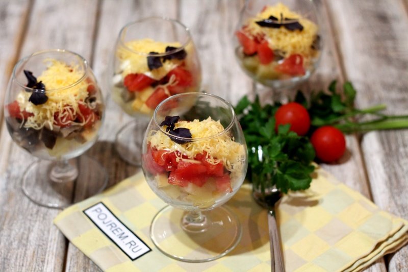 салат коктейль с курицей и фруктами фото