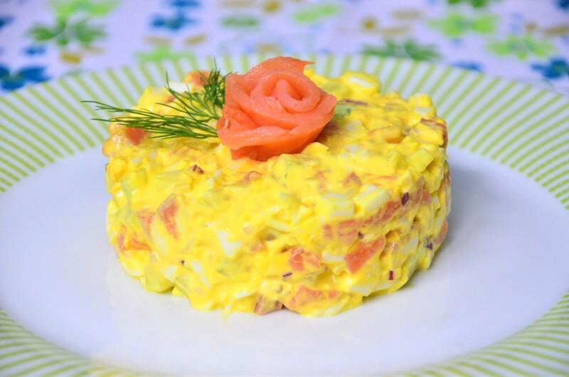 салат крабовый с кукурузой фото