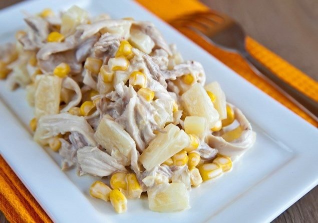 салат с ананасом и курицей фото