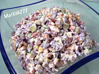 салат с фасолью и сухариками фото