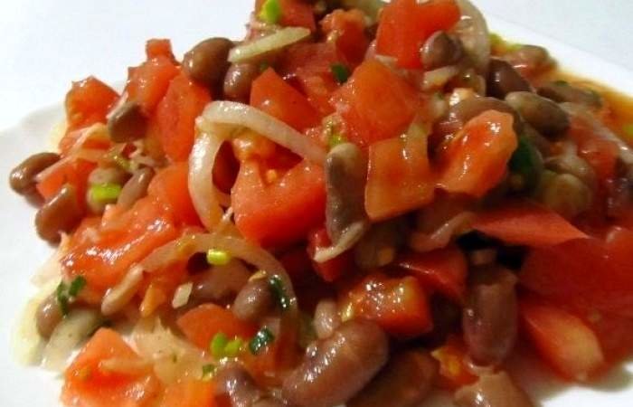 салат с фасолью консервированной помидоркой перцем фото