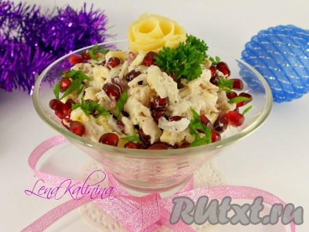 салат с гранатом и курицей фото