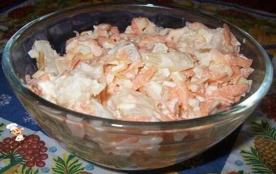 салат с копченой курицей фото