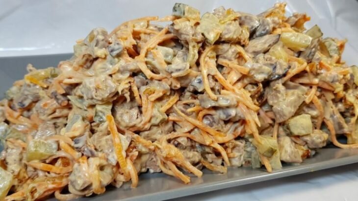 салат с куриной печенью и корейской морковью фото