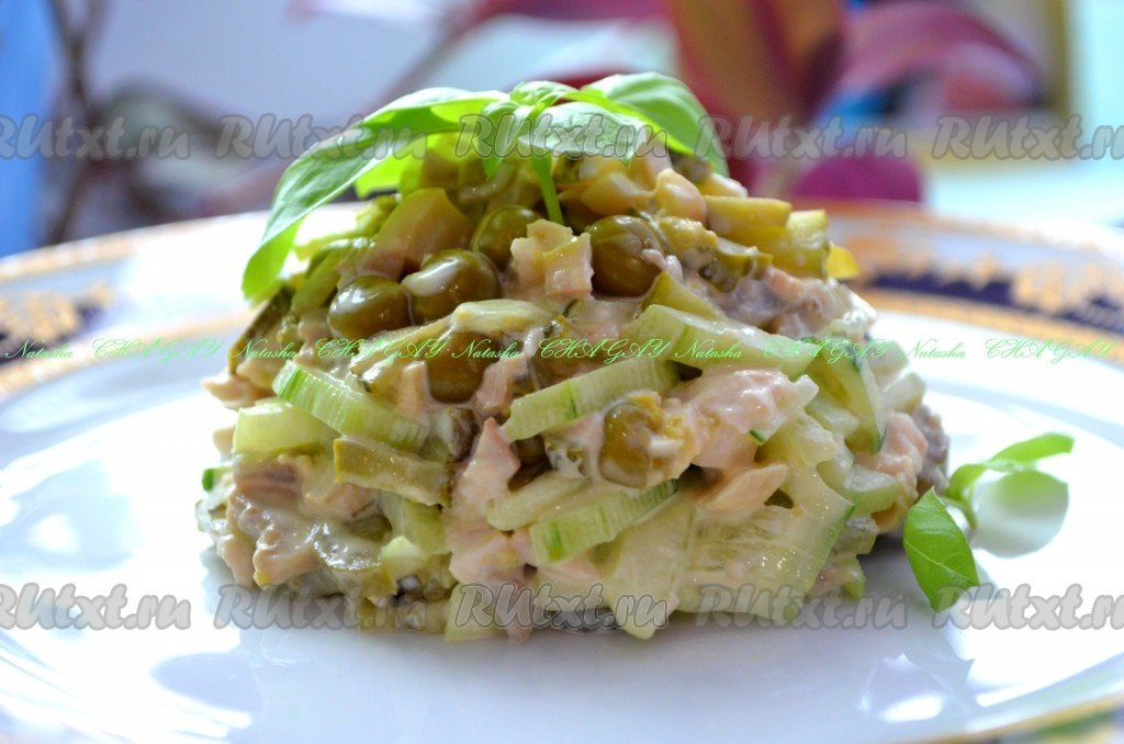 салат с курицей фото