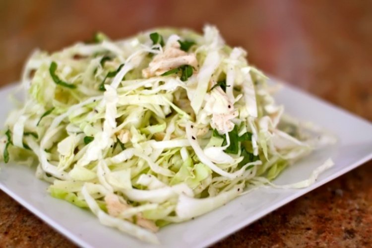 салат с курицей и капустой фото
