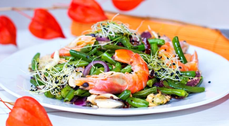салат с морепродуктами фото