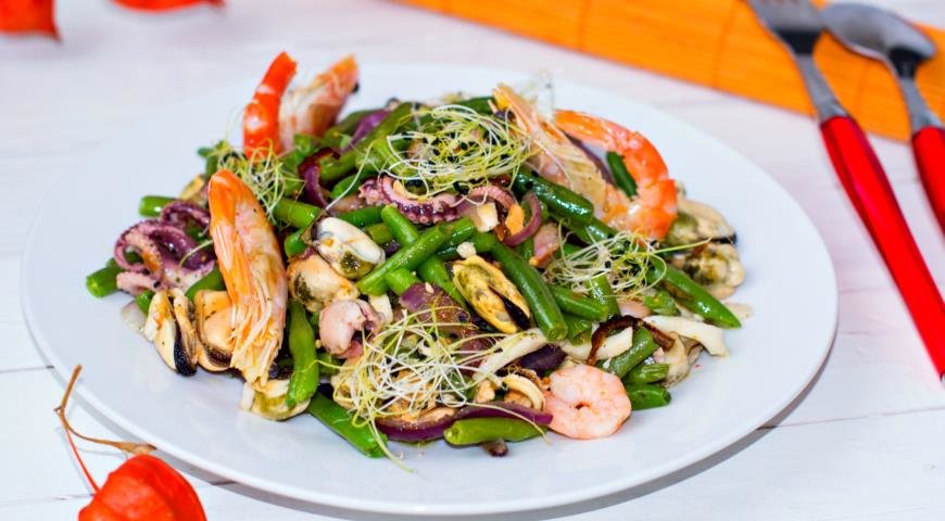 салат с морепродуктами фото