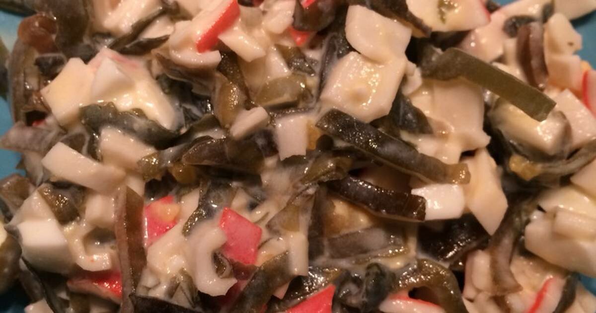 салат с морской капустой и кальмарами фото