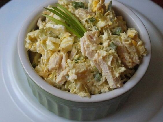 салат с пекинской капустой и курицей фото