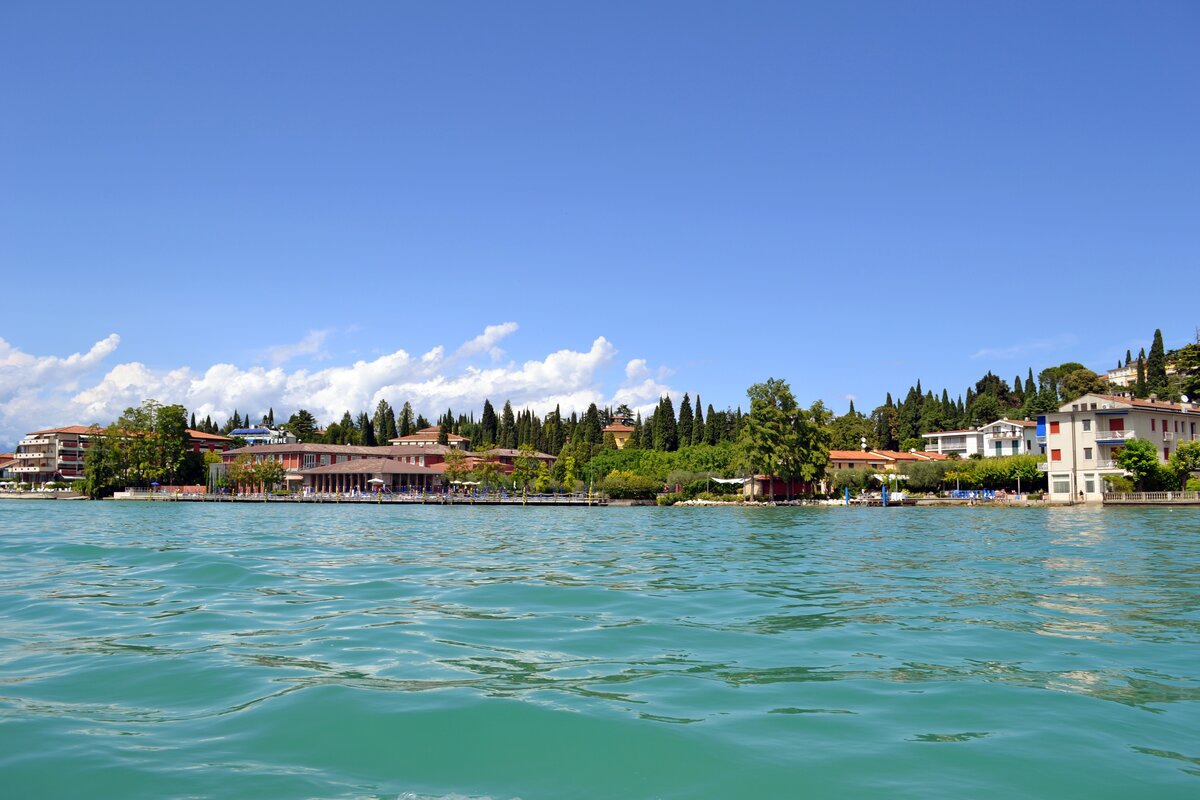 sirmione италия озеро гарда фото
