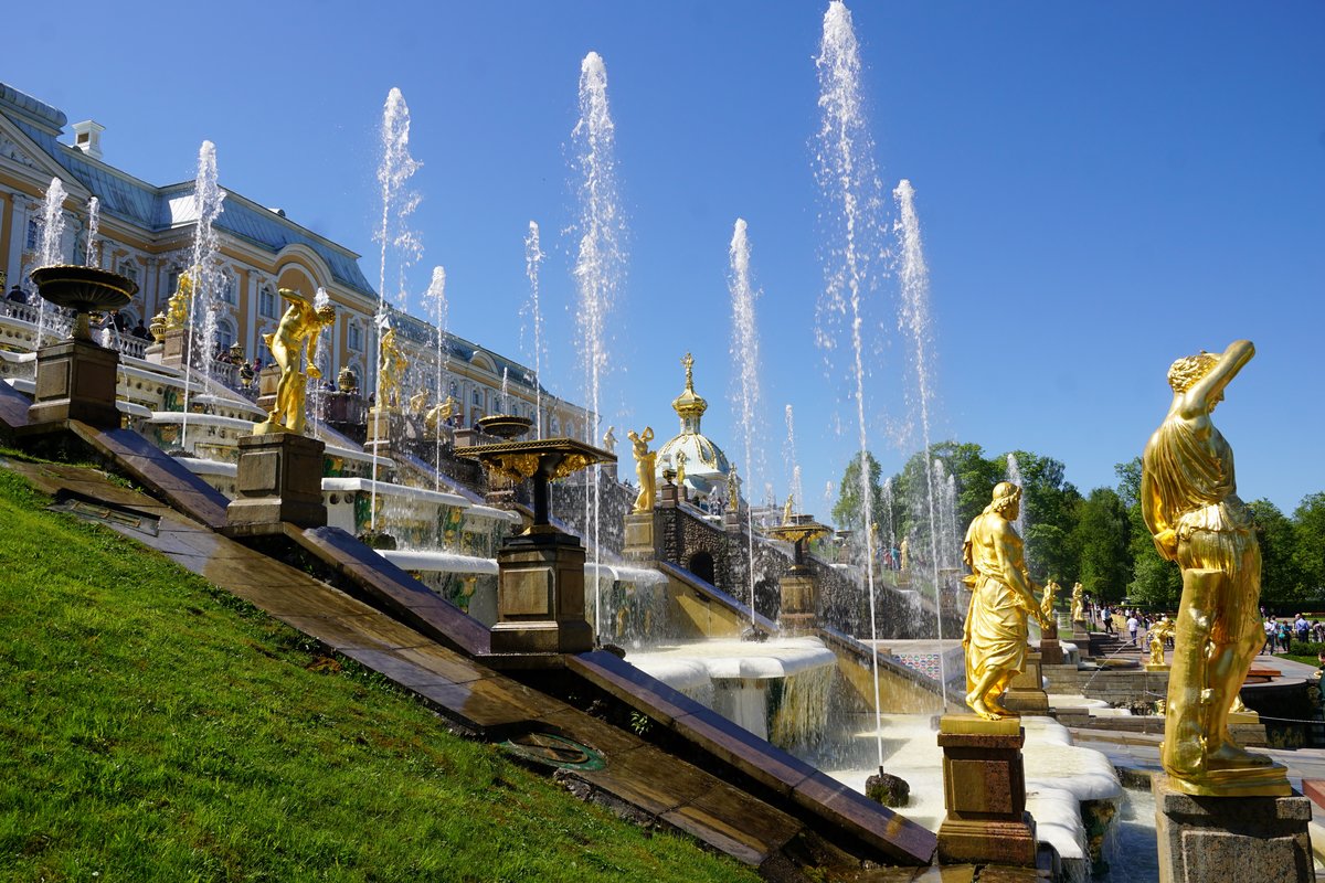 скульптура большого каскада петергофа фото
