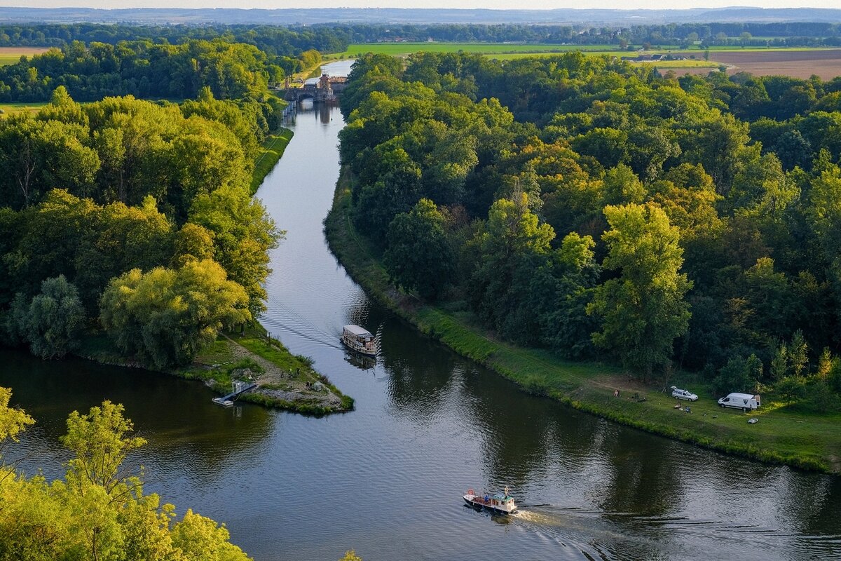 слияние влтавы и эльбы фото