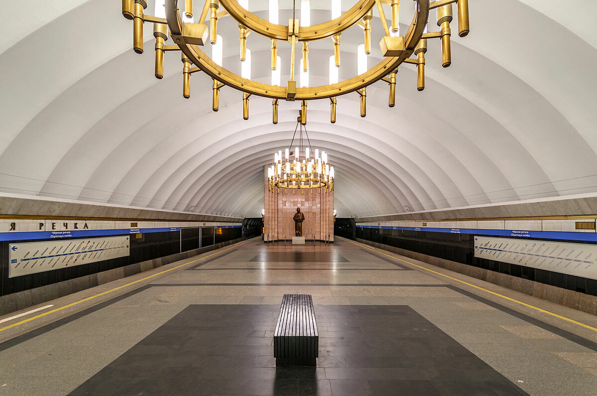 станция метро чёрная речка фото