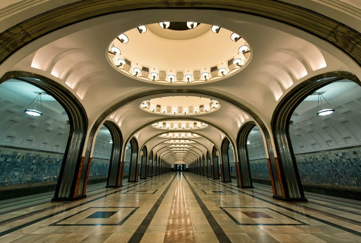 станция метро маяковская фото