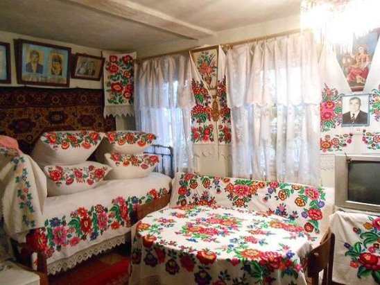 старинные занавески в избе фото