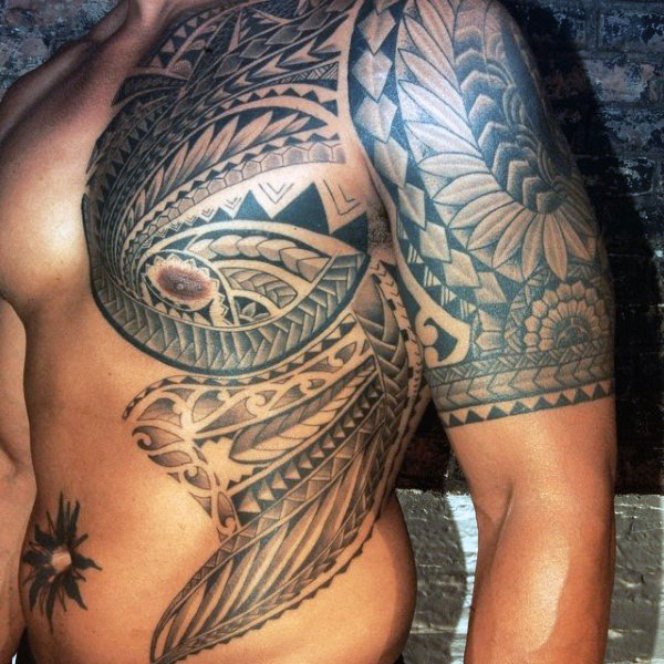 тату polynesian на боку фото