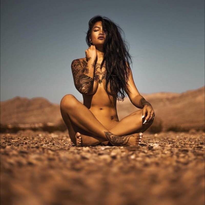 tianna gregory секси nude фото