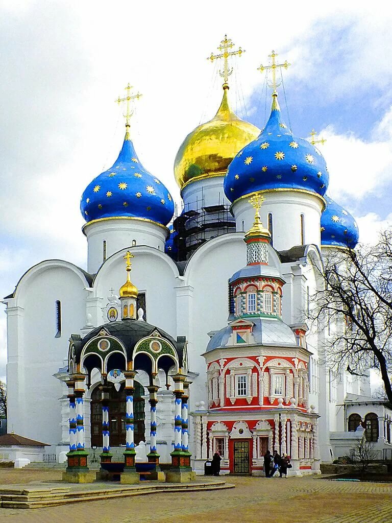 успенский собор троице сергиевой лавры фото