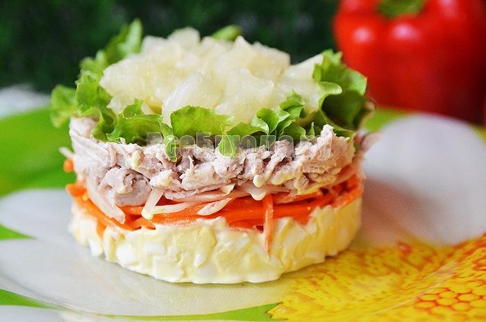 вкусный салат с курицей фото