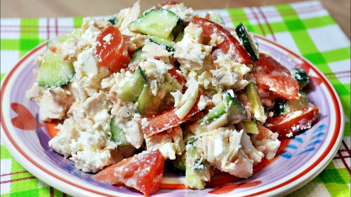 вкусный салат с курицей фото